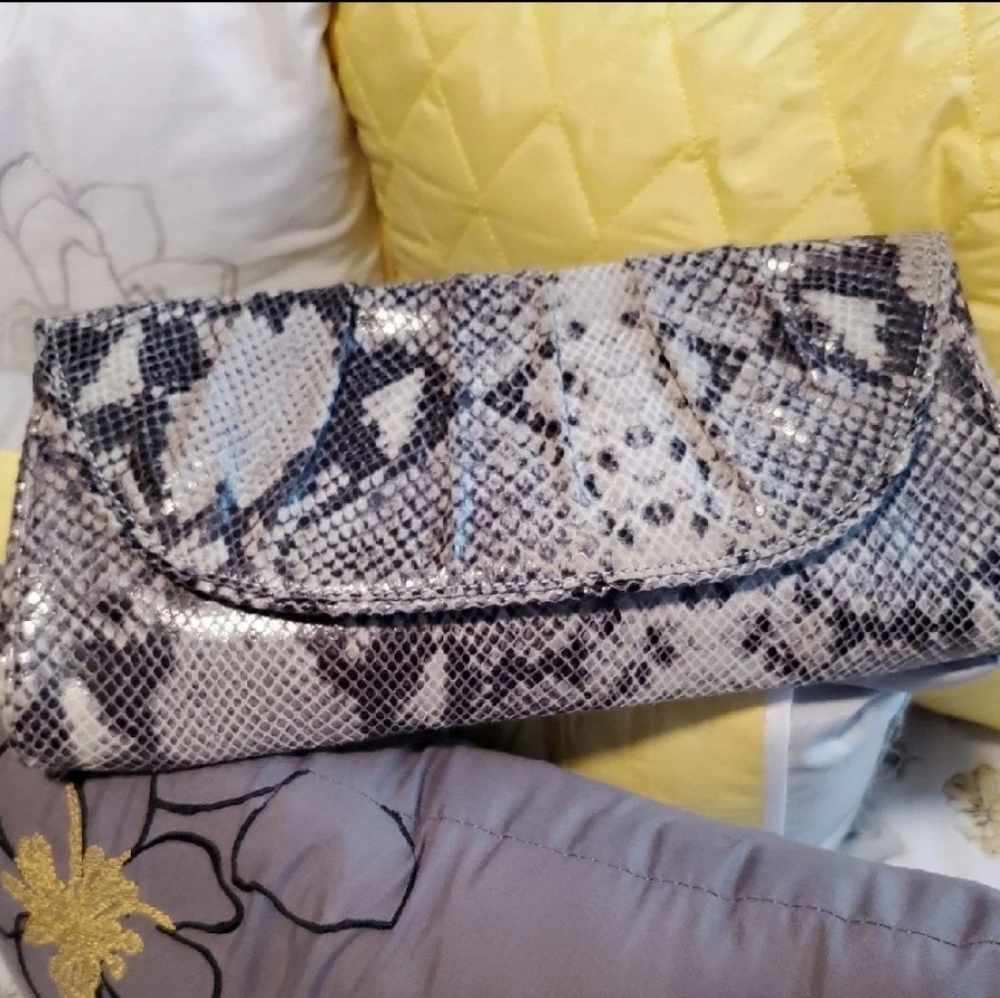 Banana Republic Leather Clutch